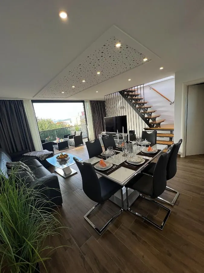Holiday Luxury Resort Sundance Trogir 0*,