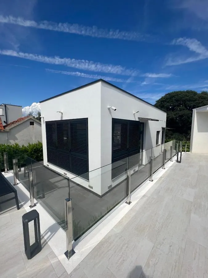 Villa Holiday Luxury Resort Sundance Trogir Kroatien